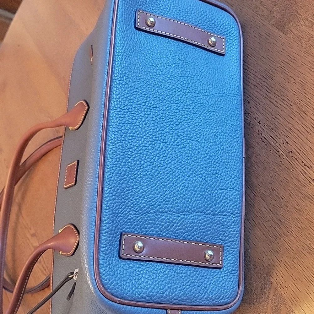 Blue Gray With Tan Trim Dooney & Bourke Tote Bag - Picture 3 of 5